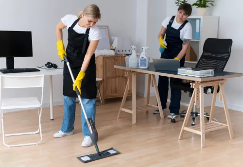 Nettoyage de bureau professionnel à Pressigny-les-Pins